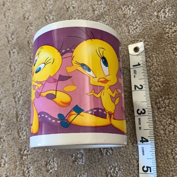 Looney Tunes Warner Brothers 2002 Tweety Bird Mug - Picture 5 of 5